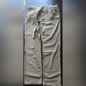 New with Tags Men's Tailor vintage pants size 36 x 30 khaki